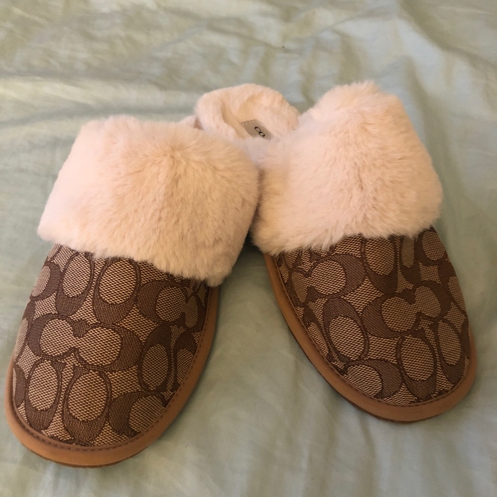 Coach Ziva Slipper - Size 7